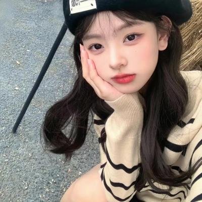明天、我会成为谁的女友